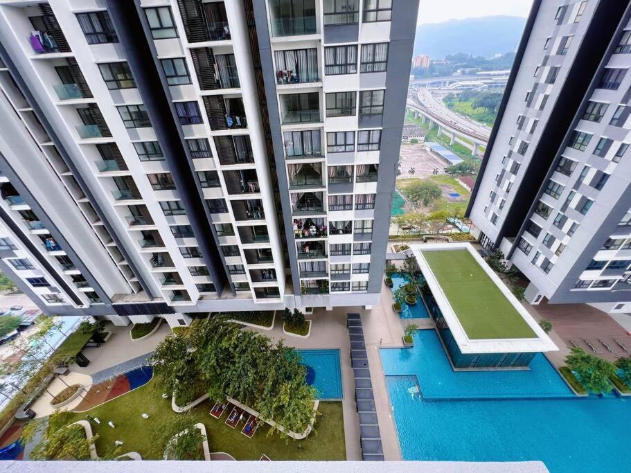 Homely 2Br Heritage D'Sara @ Link To Mrt, Near Thomson Hospital & Sungai Buloh Hospital Eksteriør bilde